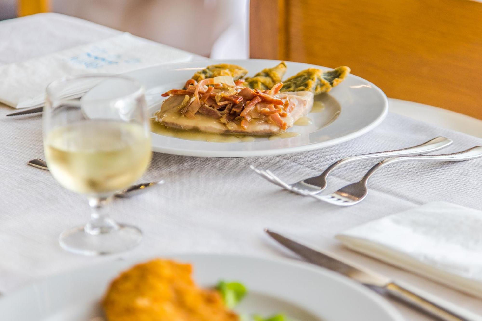 Foglieri Hotel 3*